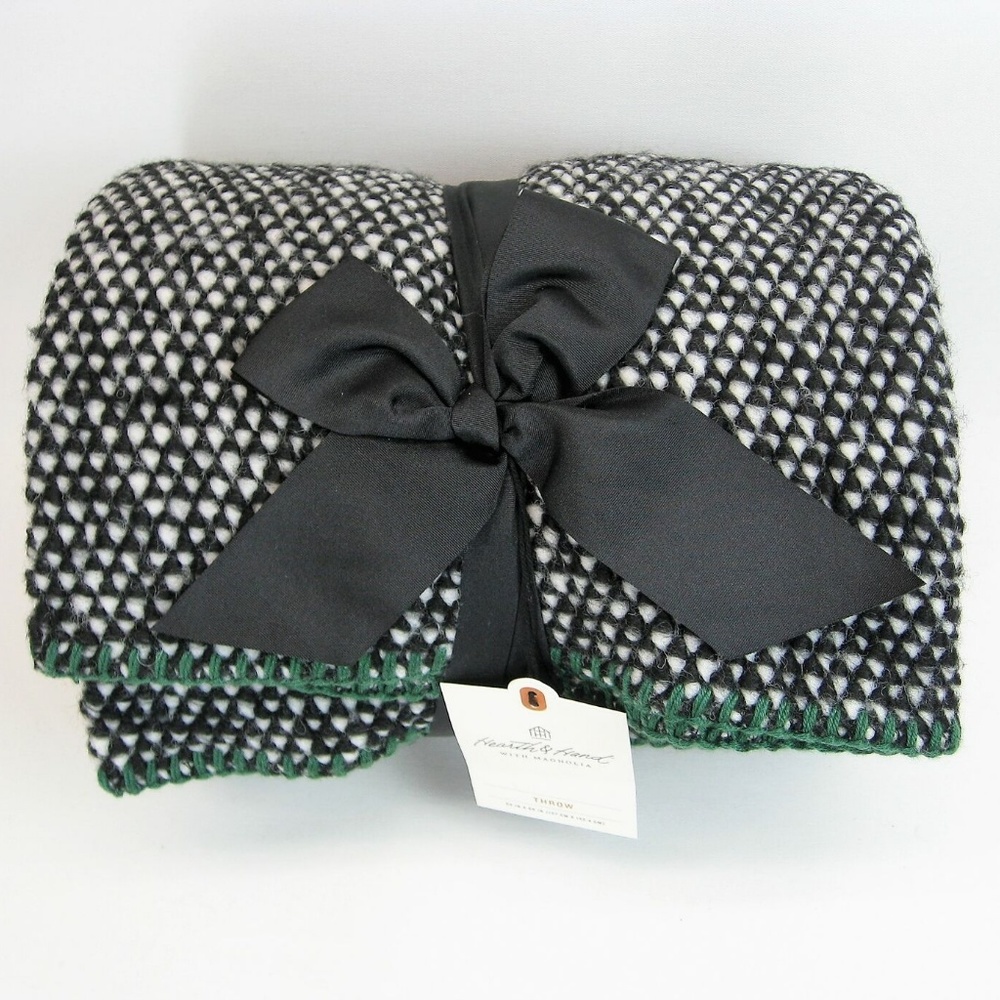 Hearth & Hand Woven Blanket - JoAnna Gaines
